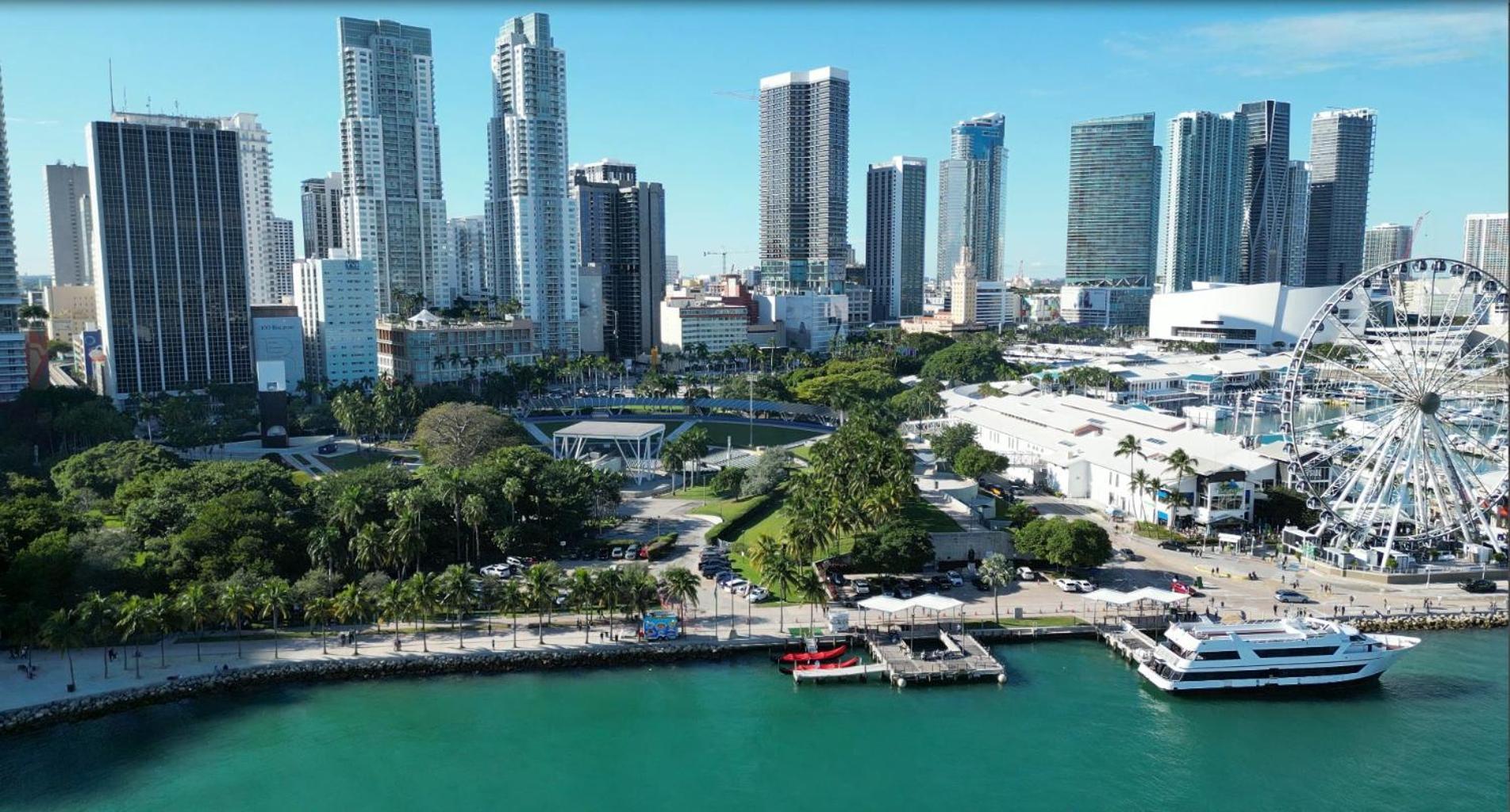 Private Rooms Close To Miami Airport - Free Parking - 01 Екстериор снимка