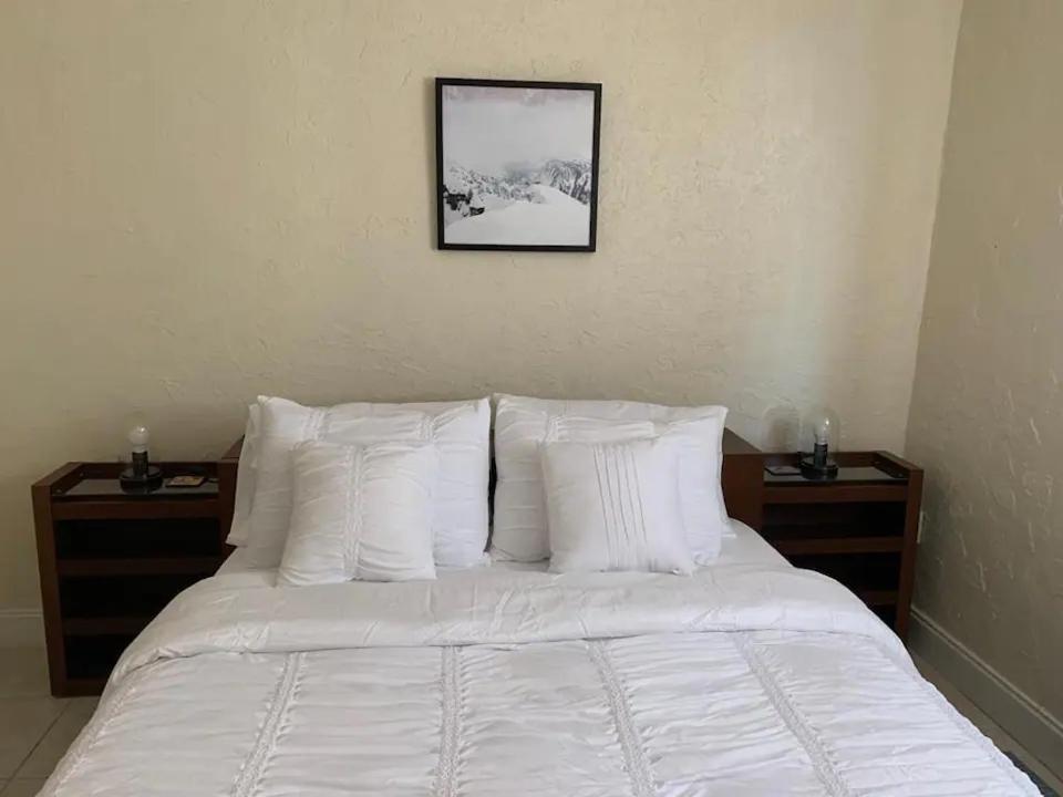 Private Rooms Close To Miami Airport - Free Parking - 01 Екстериор снимка