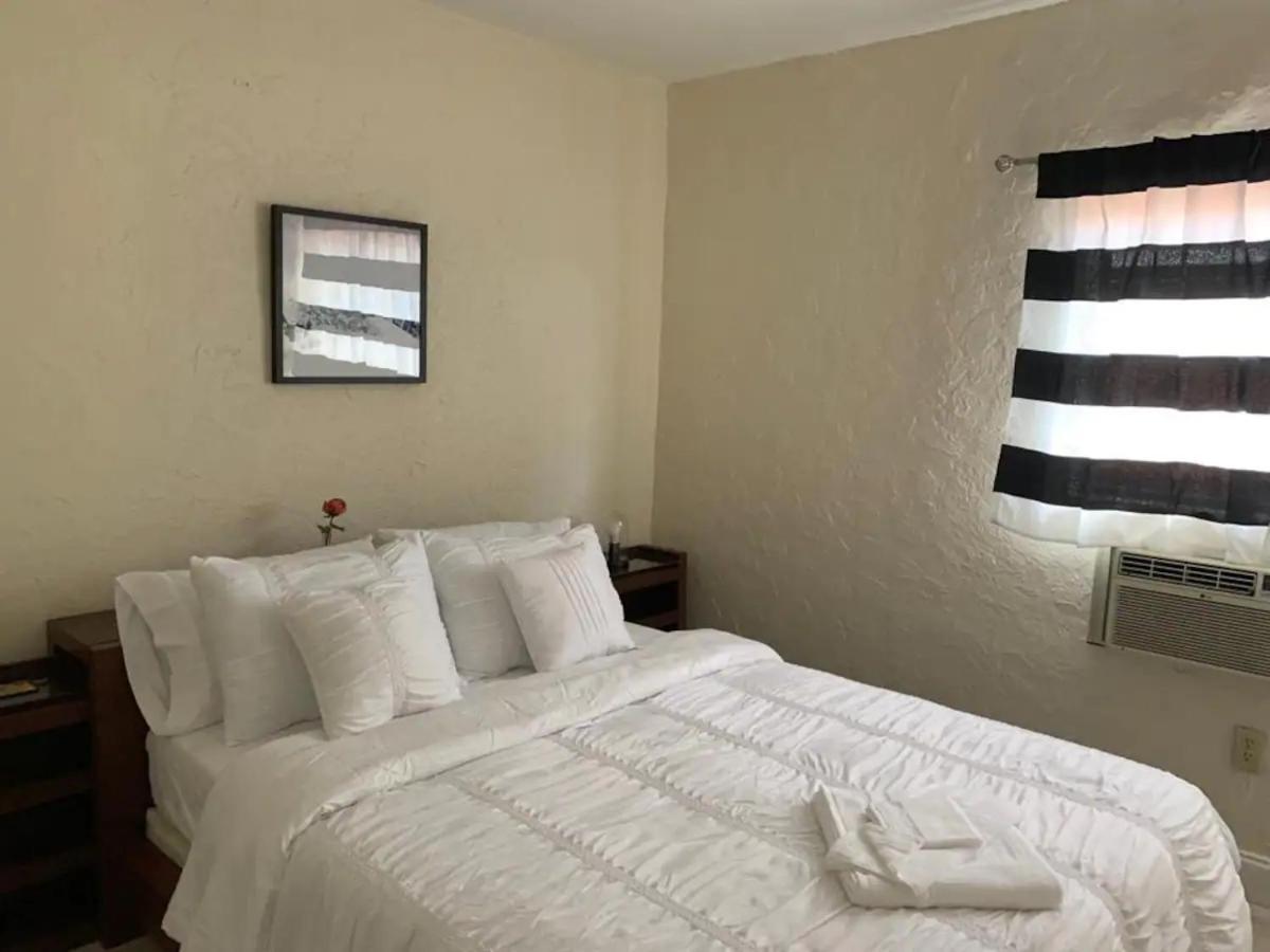 Private Rooms Close To Miami Airport - Free Parking - 01 Екстериор снимка