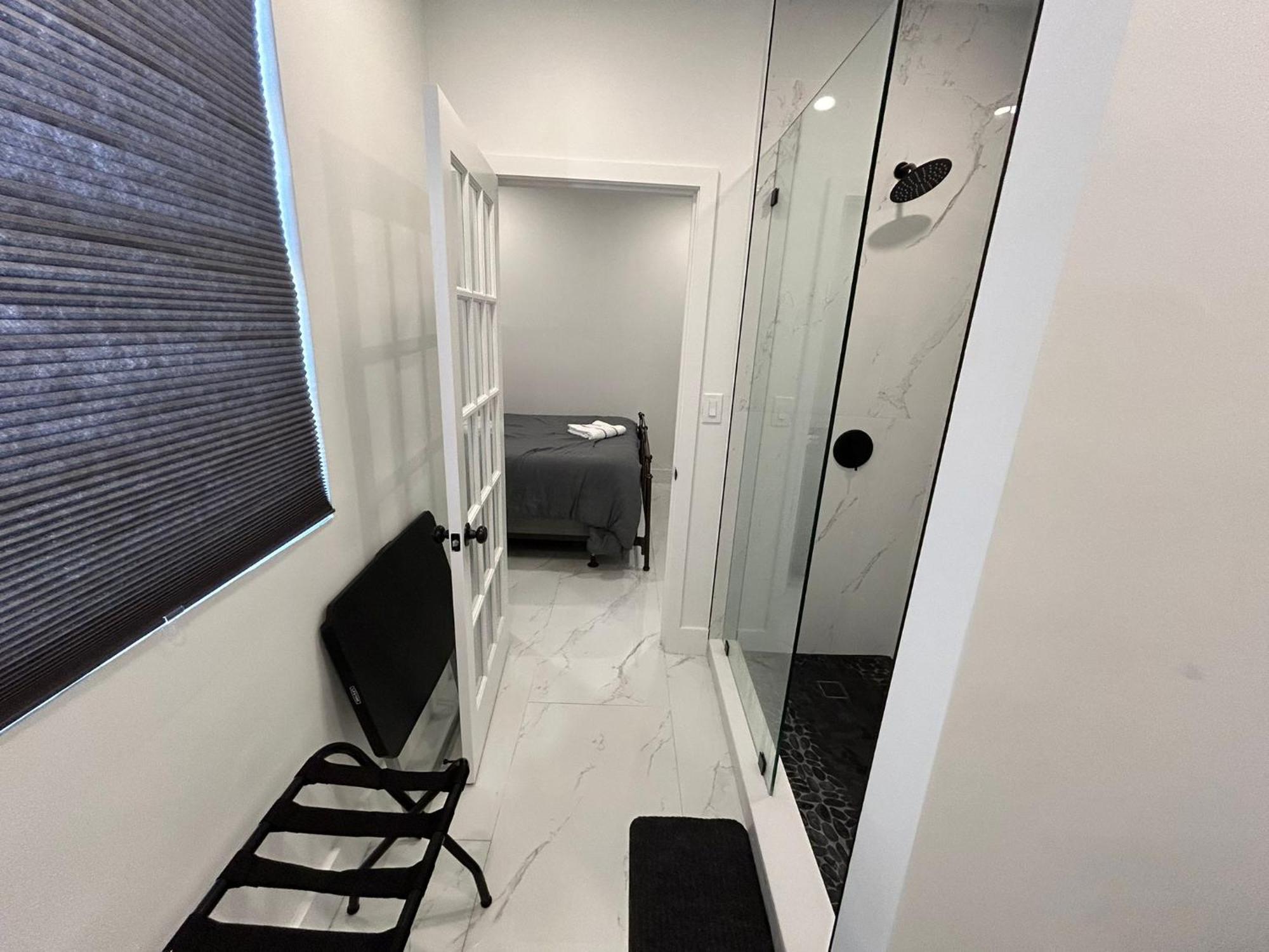 Private Rooms Close To Miami Airport - Free Parking - 01 Екстериор снимка