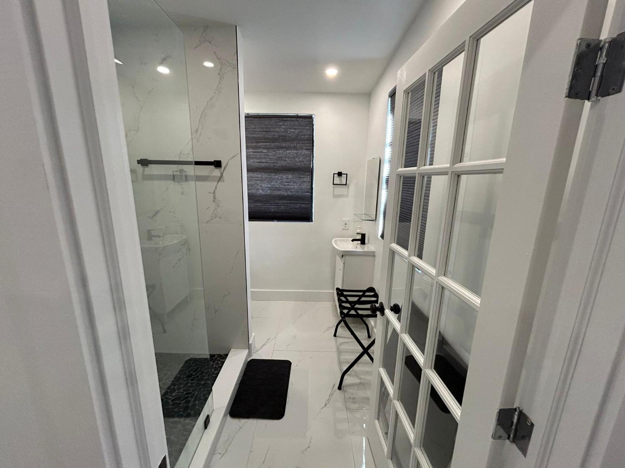 Private Rooms Close To Miami Airport - Free Parking - 01 Екстериор снимка